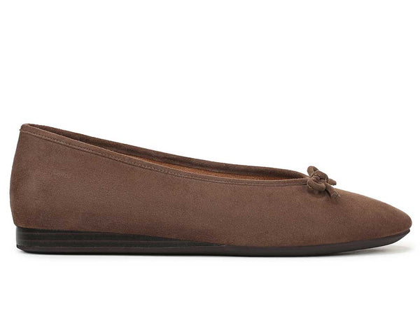Vionic Women's Larissa Wedge Ballet Flat