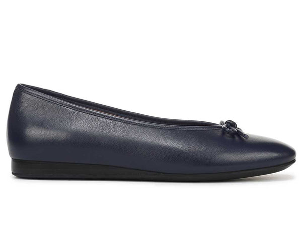 Vionic Women's Larissa Wedge Ballet Flat