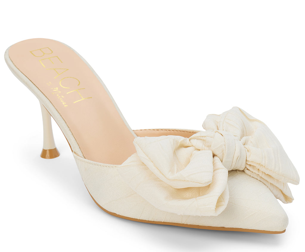 Beach by Matisse Women's Goldie Bow Pump