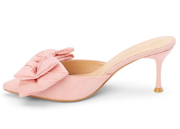 Beach by Matisse Women's Goldie Bow Pump