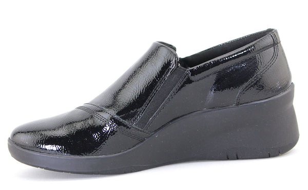 Clarks Women's Suttyn Zip