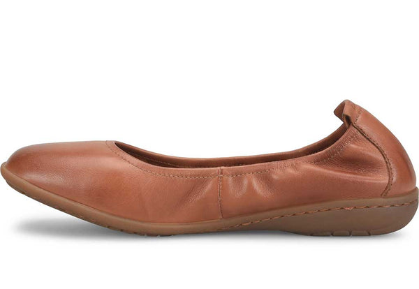 Born Women's Felicity Ballet Flat