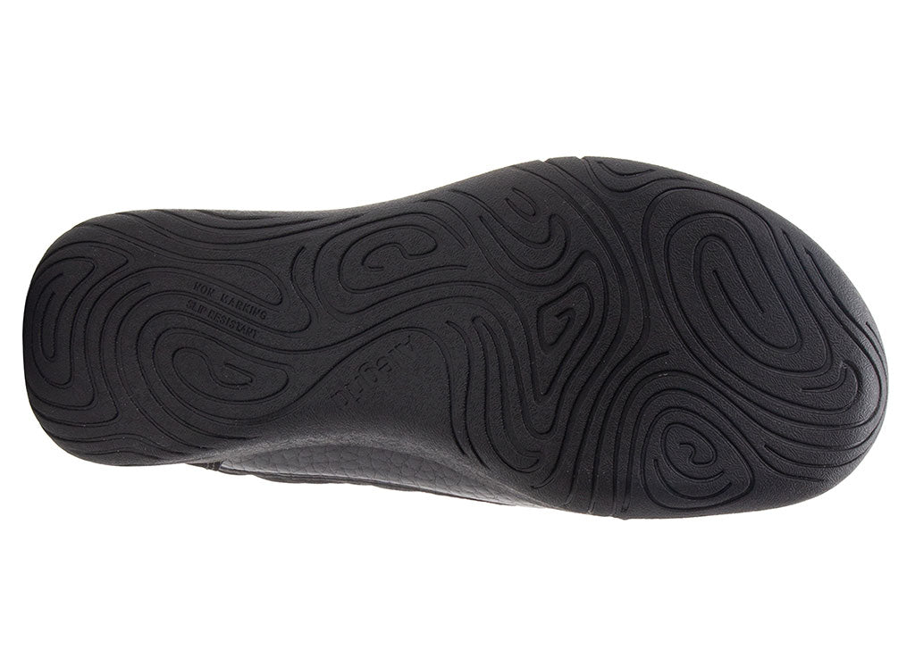 Alegria Women's Jullia Quilted Sneaker