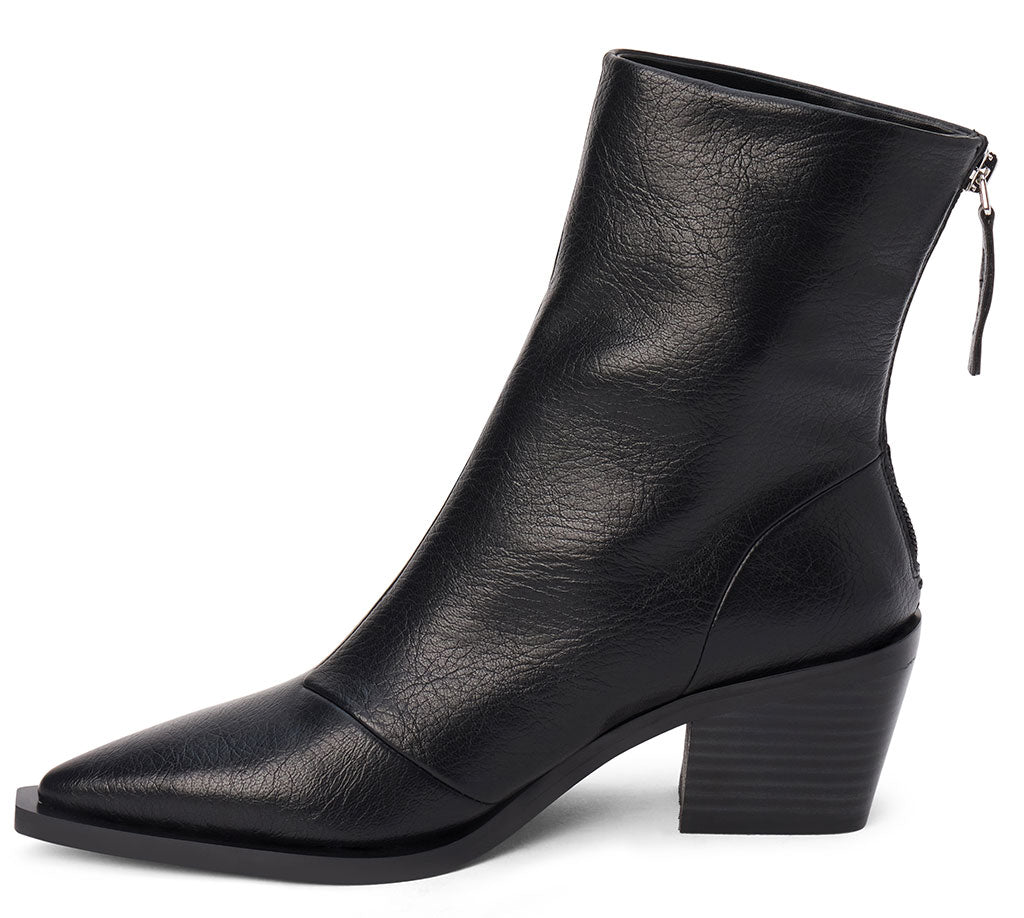 Coconuts by Matisse Women's Matteo Ankle Bootie
