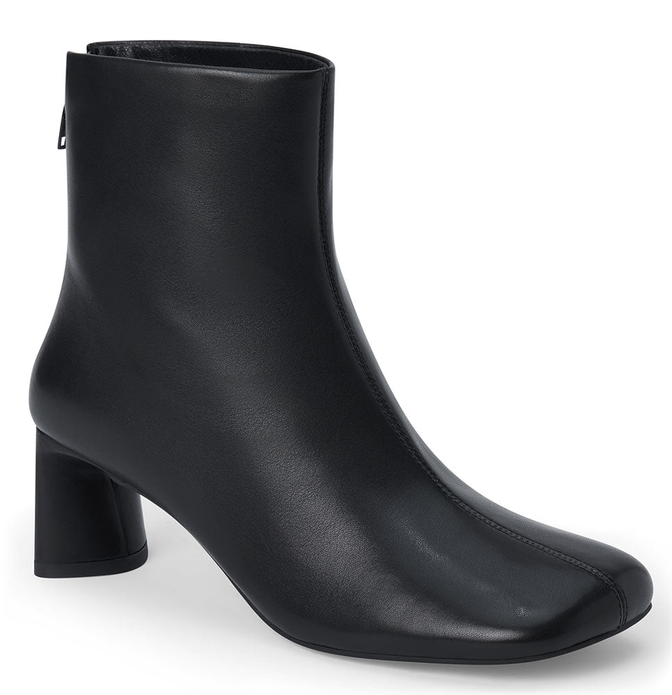 Matisse Women's Mickey Square Toe Ankle Bootie