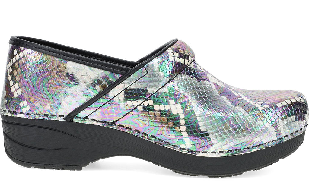 Dansko Women's Xp 2.0 Slip-Resistant Occupational Clogs