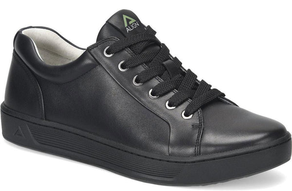 Nurse Mates Men's Tannon