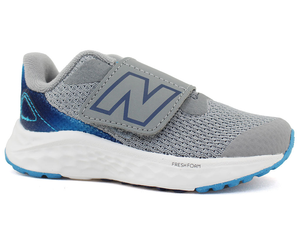 New Balance Big Kids Arishi v4 Sneakers