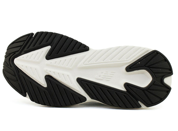 New Balance Big Kids Arishi v4 Sneakers