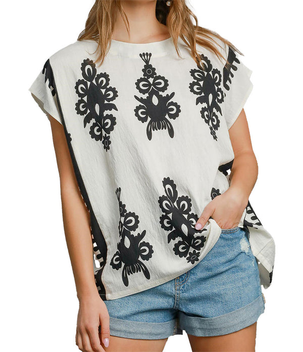 Umgee USA Border Poncho Style Top