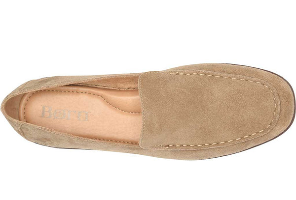 Born Women's Fawn Moc Toe Loafer