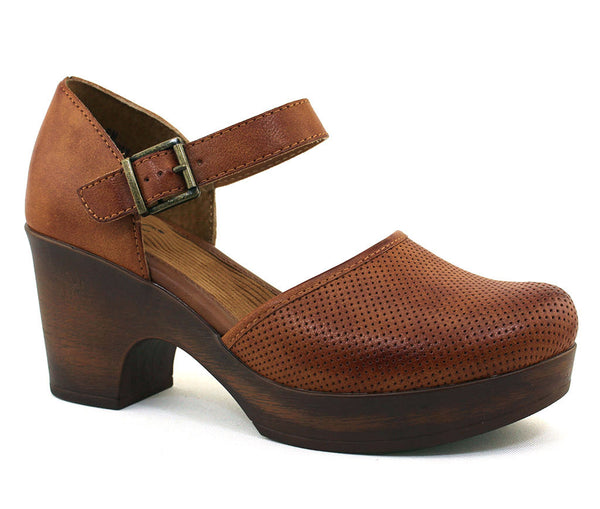 b.o.c Women's Gia Mary Jane Clogs