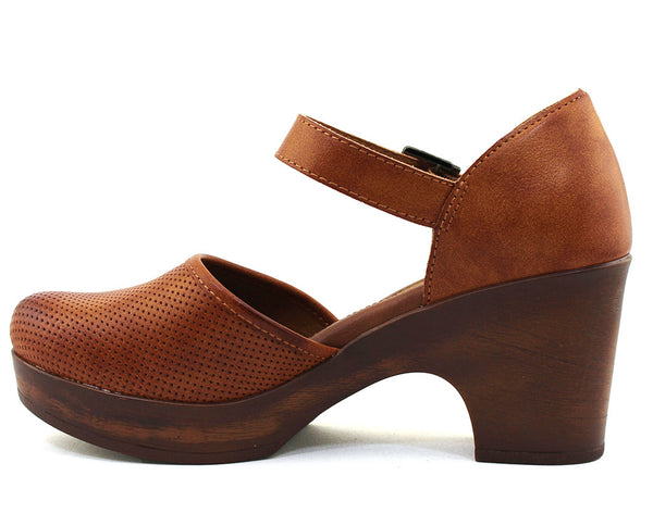 b.o.c Women's Gia Mary Jane Clogs