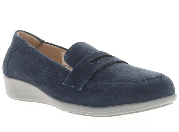 Propet Women's Yetta