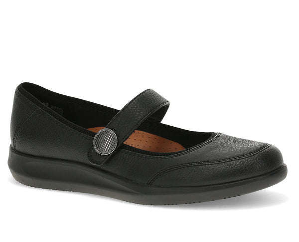 Baretraps Women's Joesie