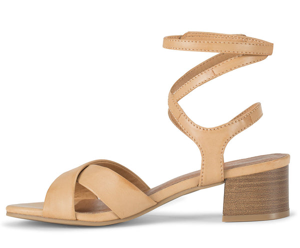 Baretraps Women's Valerie