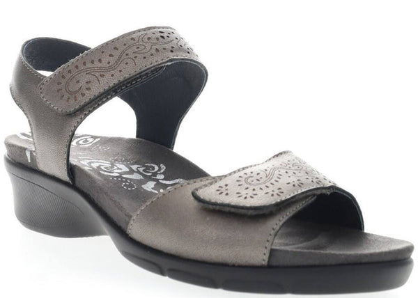 Propet Women's Wanda