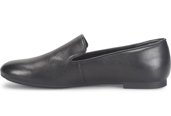 Comfortiva Women's Tammie Leather Loafer