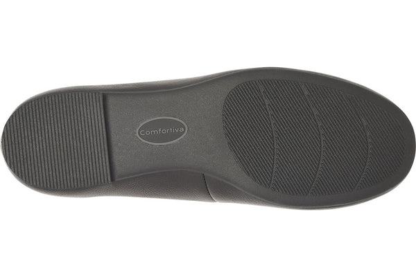 Comfortiva Women's Tammie Leather Loafer