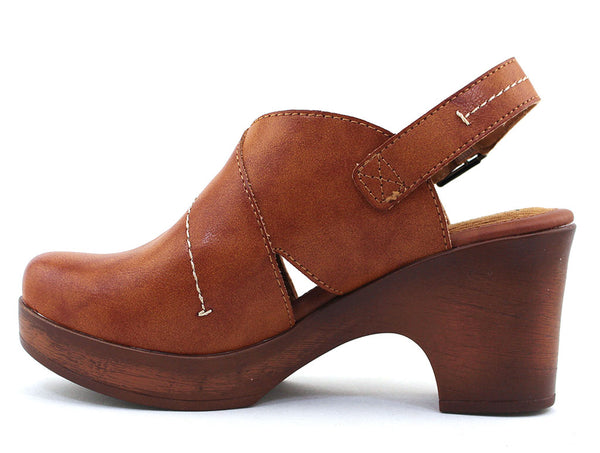 b.o.c Women's Cecila Clogs