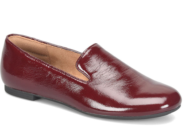 Comfortiva Women's Tammie Leather Loafer