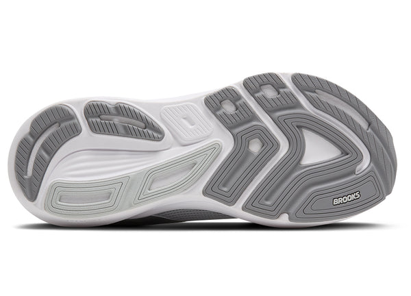 Brooks Women's Revel 8