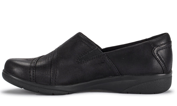Baretraps Women's Darma Slip On
