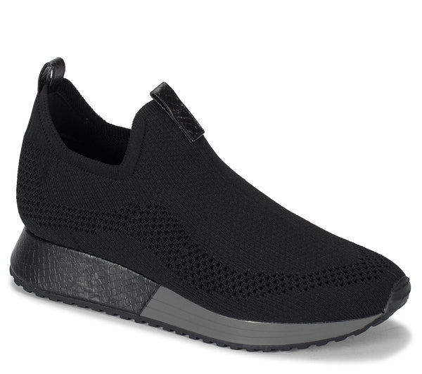 Baretraps Women's Pringer Slip On Sneaker