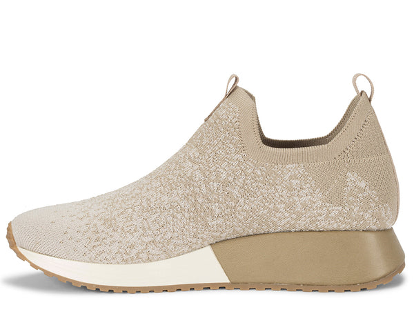 Baretraps Women's Pringer Slip On Sneaker