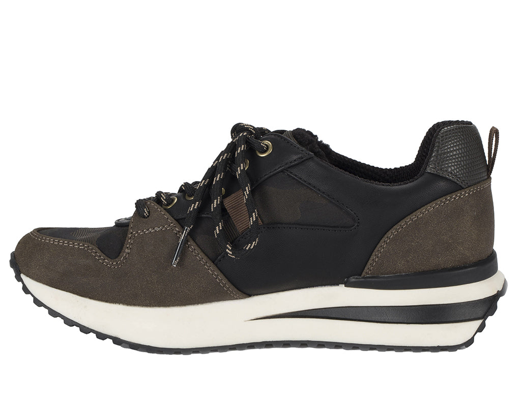Baretraps Women's Cabriole Sneaker