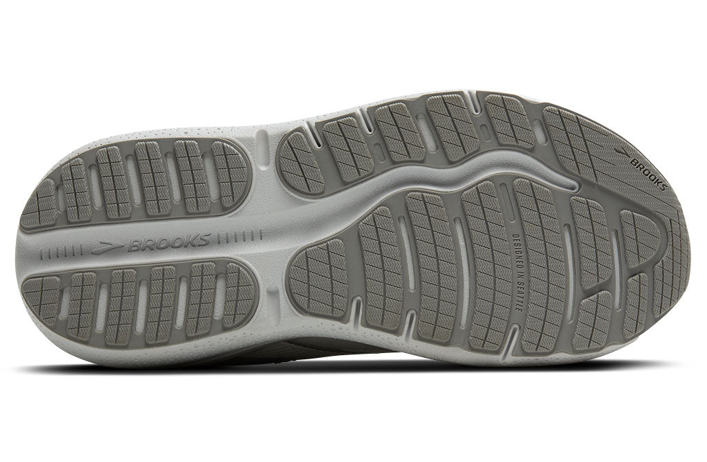 Brooks Women's Ghost Max SE Sneakers