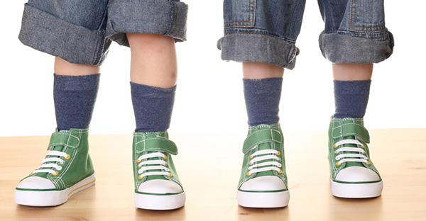 kids converse shoes