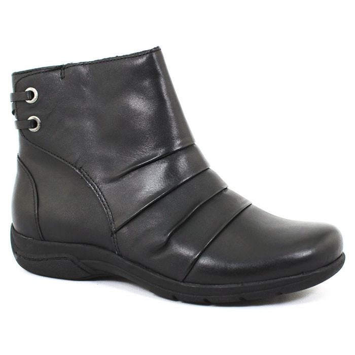 clarks christine tilt boot