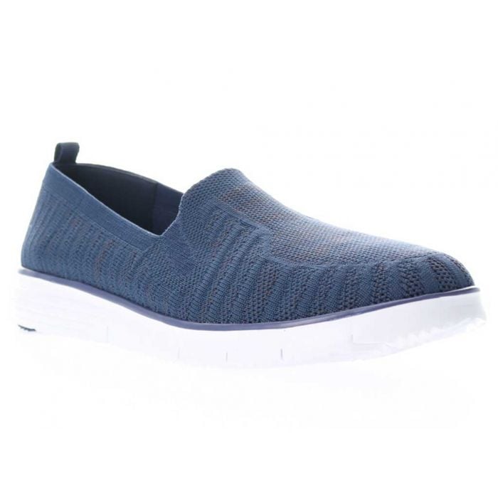 Propet travel sale fit slip on