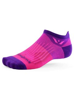 swiftwick Aspire No Show Fushia